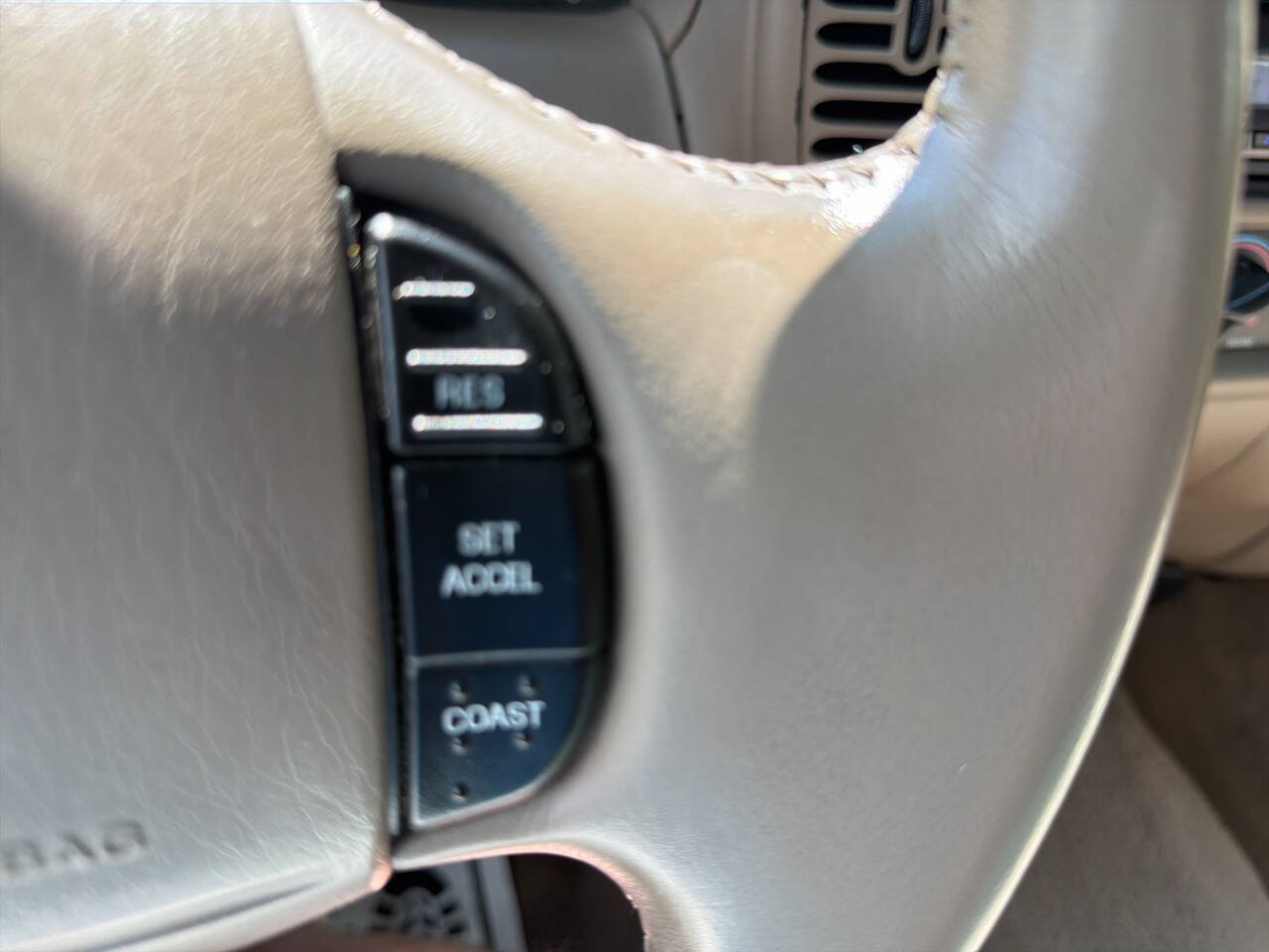 Used 2002 Ford F150 XLT AWD/4WD image 34