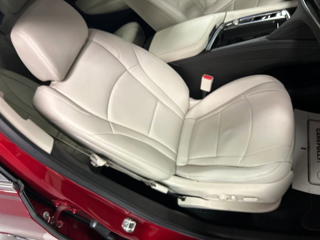 Used 2024 Buick Enclave Essence w/ Experience Buick Package image 27