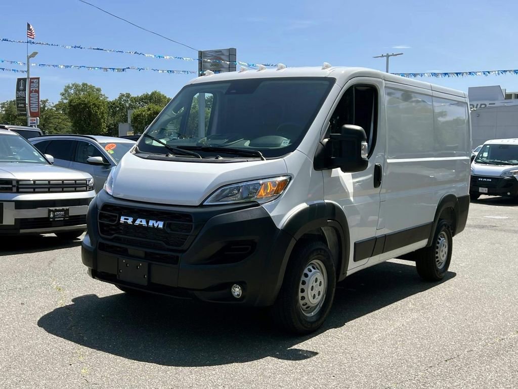 Used 2024 RAM ProMaster 1500 w/ Convenience Group image 3