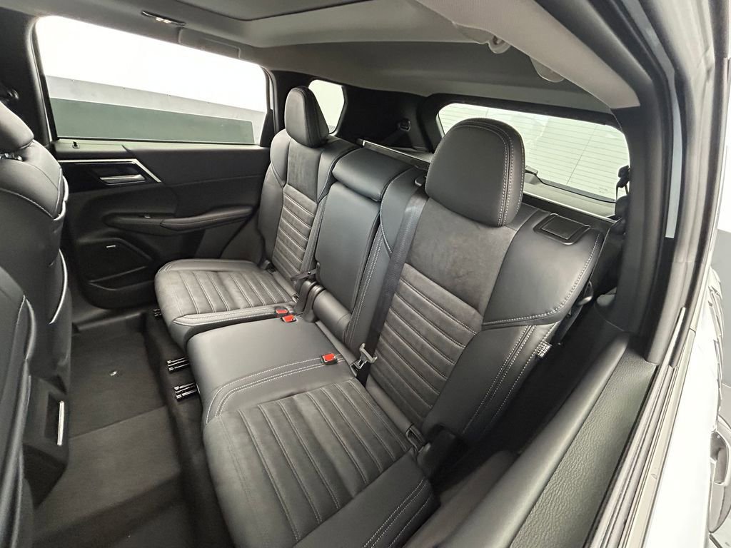 New 2026 Mitsubishi Outlander Trail Edition image 41