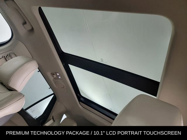 Used 2020 Ford Explorer Platinum w/ Premium Technology Package AWD/4WD image 34