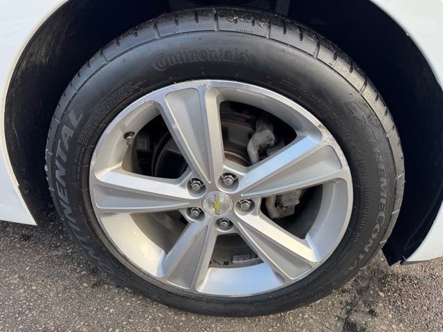 Used 2015 Chevrolet Cruze LT image 29