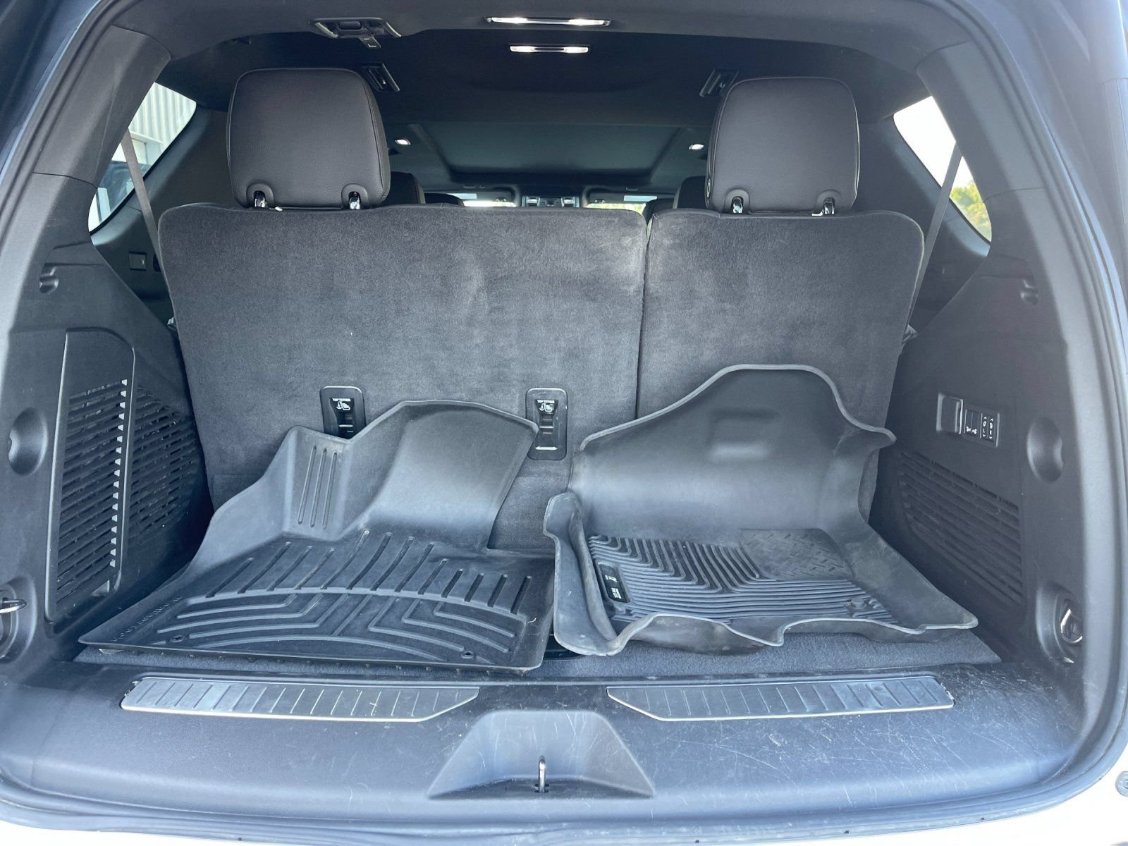 Used 2024 GMC Yukon Denali AWD/4WD image 19