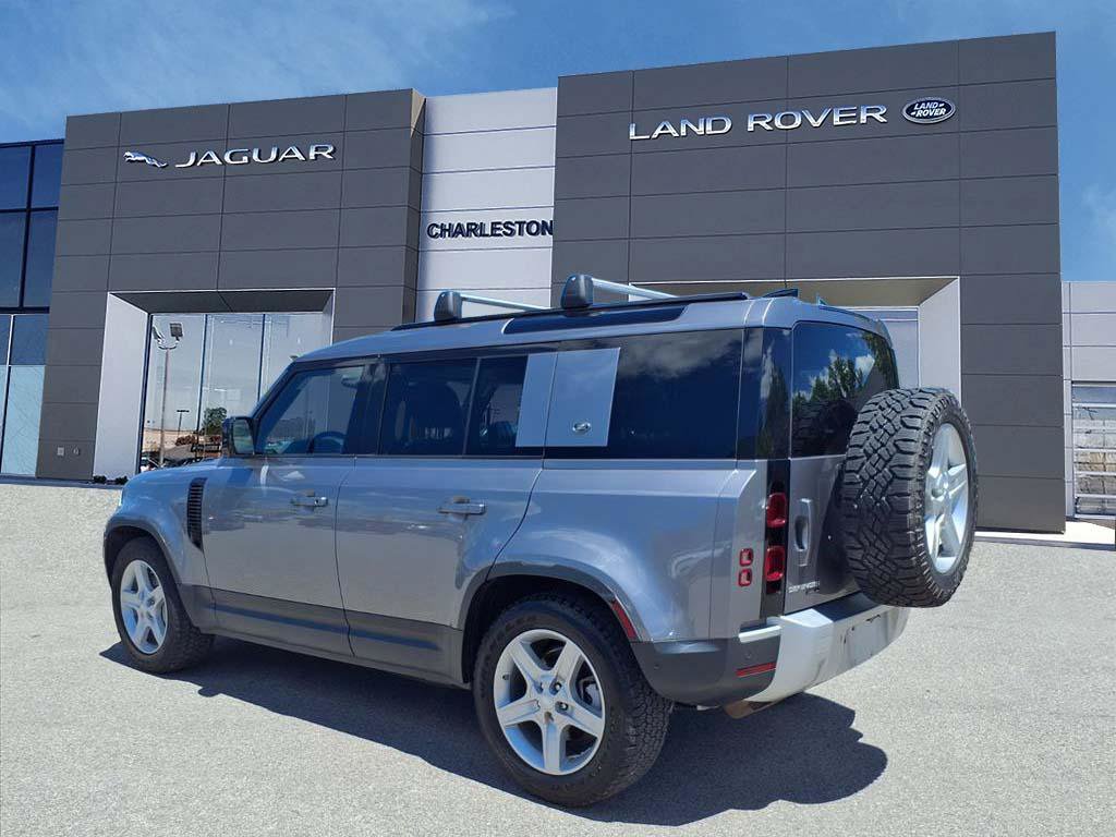 Used 2020 Land Rover Defender 110 SE AWD/4WD image 3