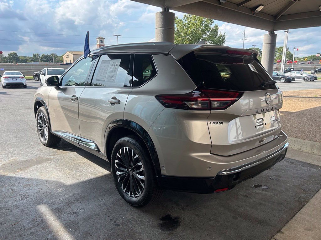 Used 2026 Nissan Rogue Platinum w/ Platinum Premium Package AWD/4WD image 5