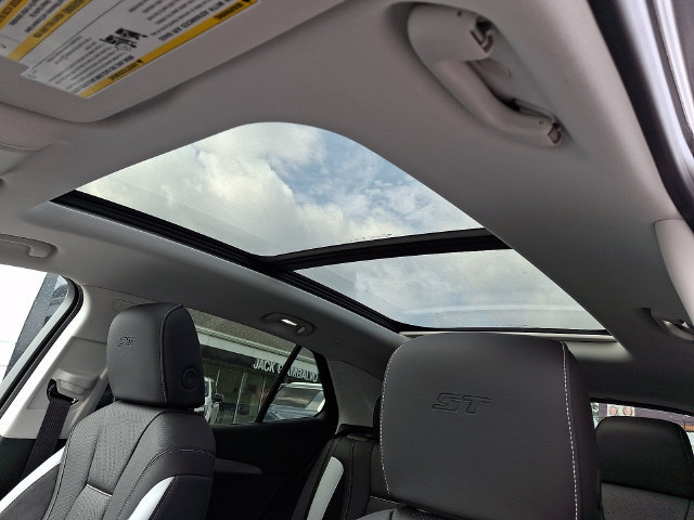 New 2026 Buick Envision Sport Touring AWD/4WD image 12