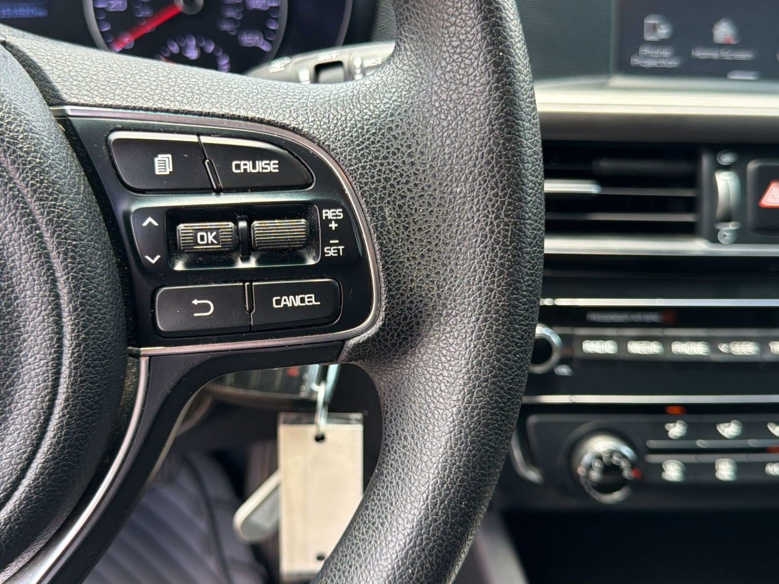 Used 2018 Kia Optima LX FWD image 26