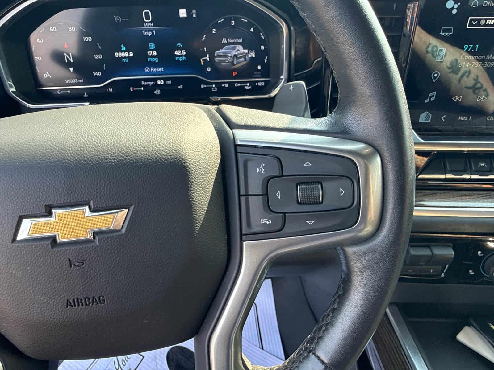 Certified 2023 Chevrolet Silverado 1500 LT AWD/4WD image 17