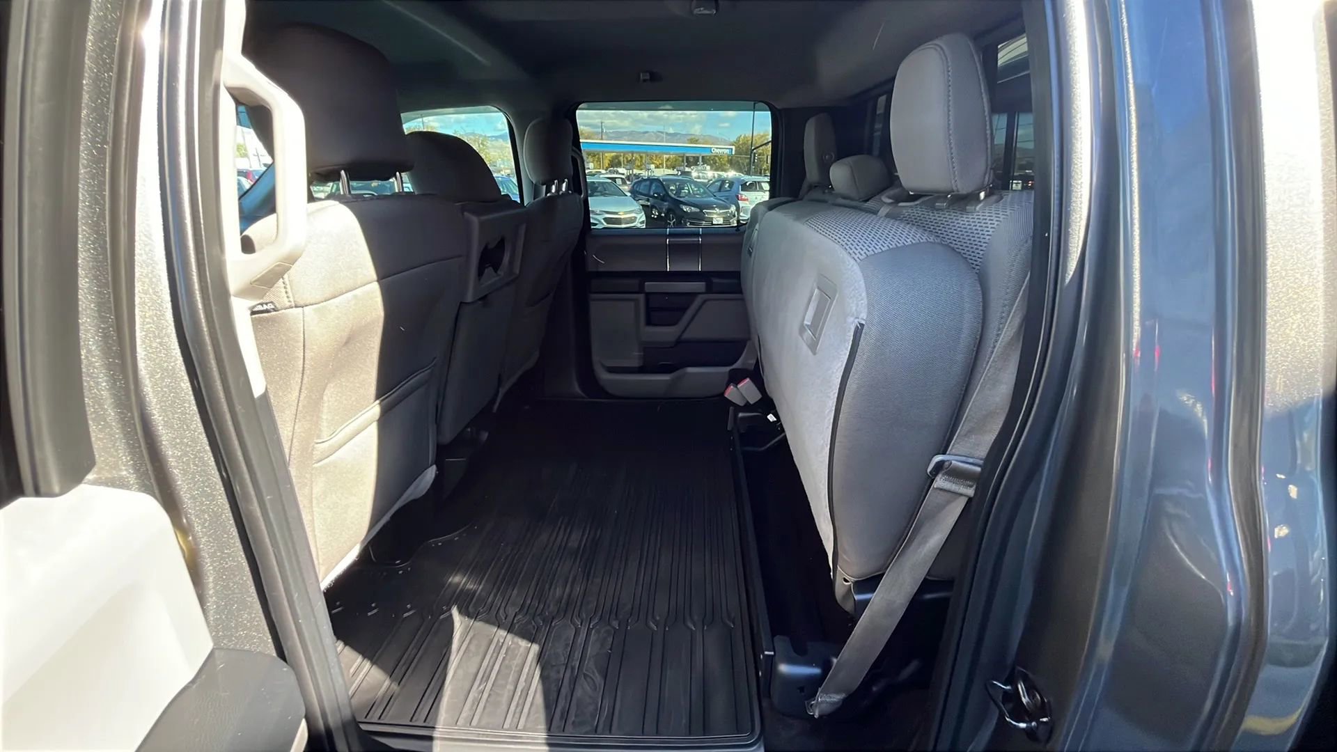 Used 2017 Ford F150 XLT w/ Equipment Group 302A Luxury image 23