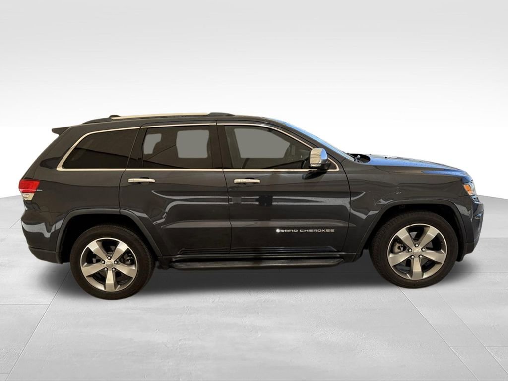 Used 2016 Jeep Grand Cherokee Limited AWD/4WD image 5