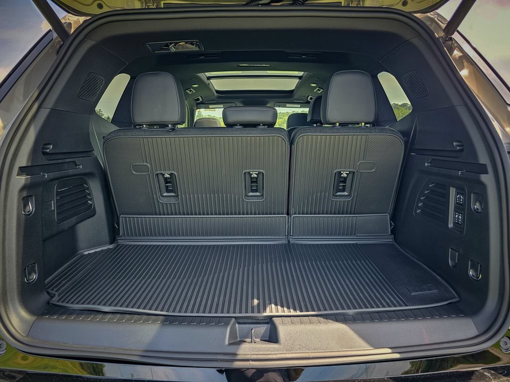 New 2027 Buick Enclave Sport Touring w/ Power Package AWD/4WD image 36