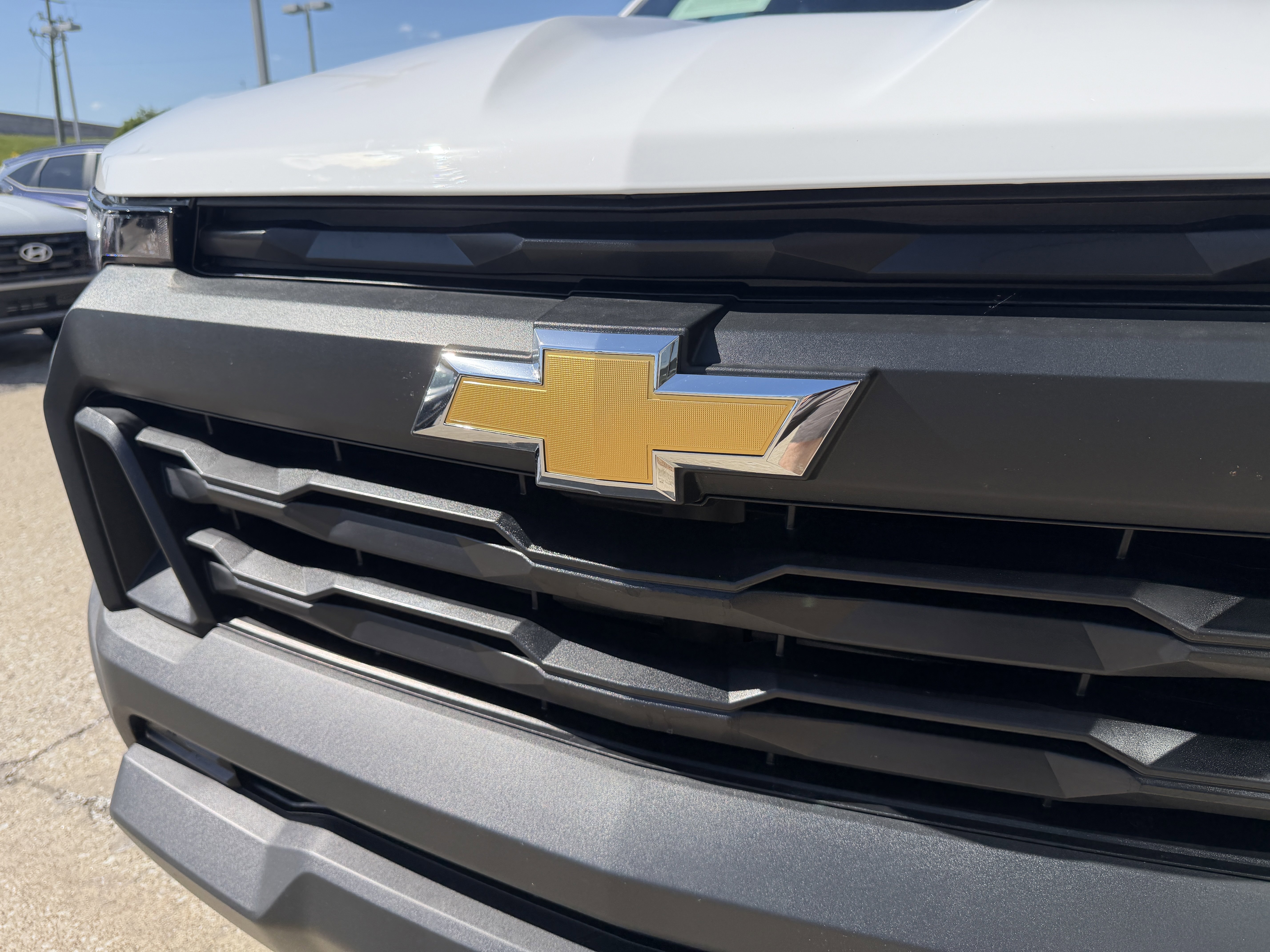 Used 2025 Chevrolet Colorado W/T w/ Advanced Trailering Package RWD image 21