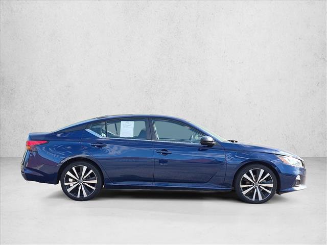 Used 2021 Nissan Altima 2.5 SR FWD image 4