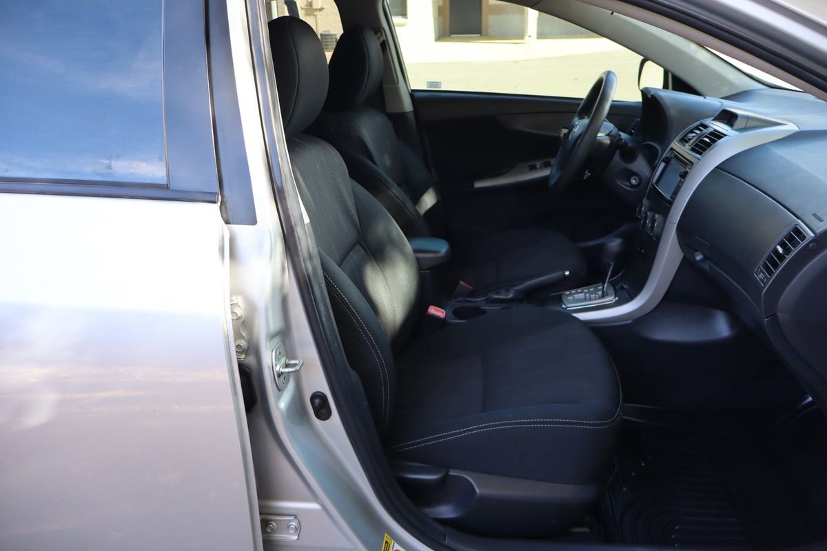 Used 2013 Toyota Corolla S w/ Premium Pkg image 22