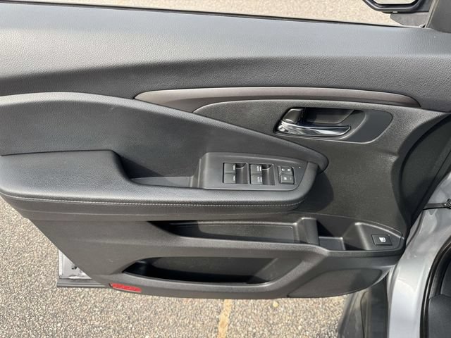 Certified 2019 Honda Passport Sport image 15