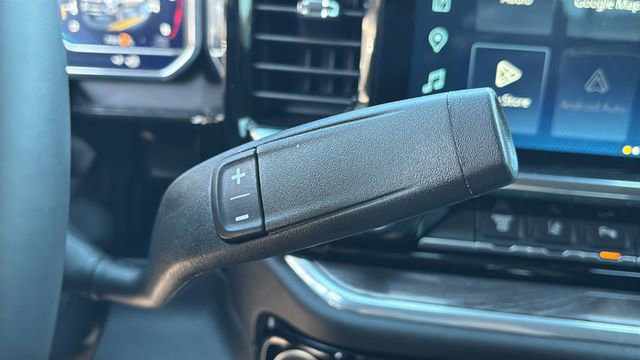 Used 2025 Chevrolet Silverado 2500 LTZ w/ LTZ Plus Package image 26