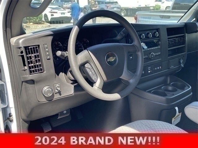 Used 2024 Chevrolet Express 2500 w/ Driver Convenience Package image 17