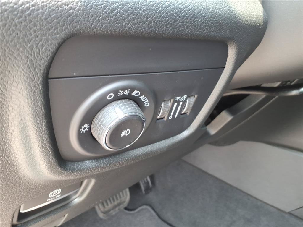 New 2026 Jeep Grand Cherokee Limited AWD/4WD image 22