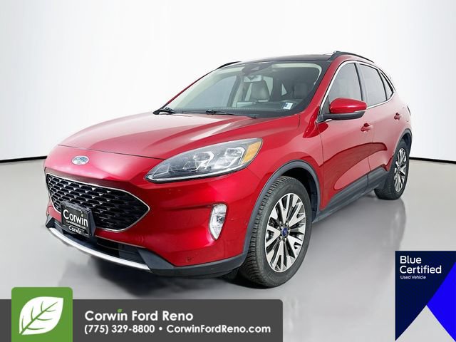Certified 2020 Ford Escape Titanium AWD/4WD image 3