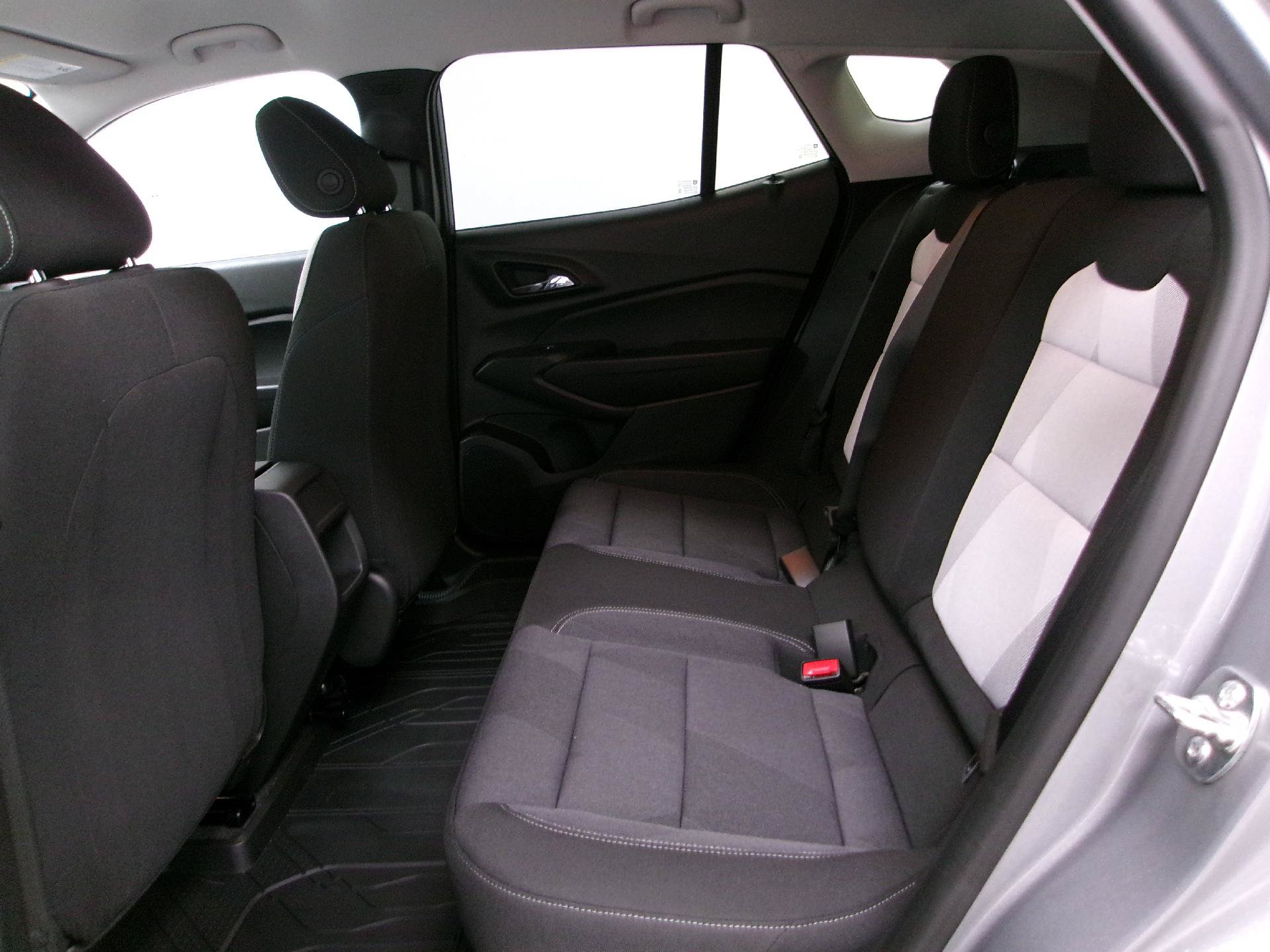 New 2026 Chevrolet Trax LS FWD image 9