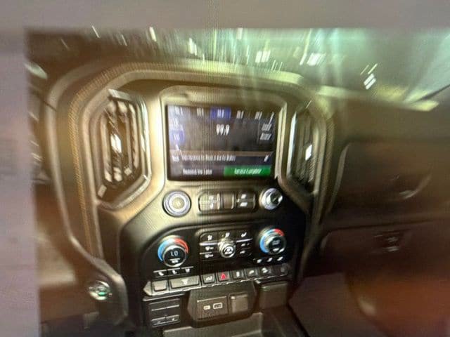 Used 2023 GMC Sierra 2500 AT4 w/ Gooseneck/5TH Wheel Package AWD/4WD image 11