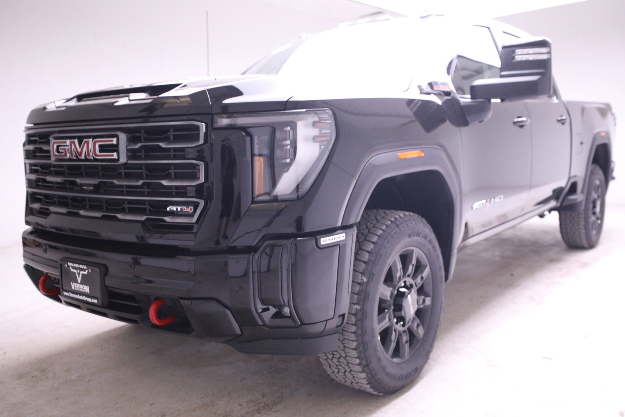 New 2025 GMC Sierra 2500 AT4 w/ AT4 Premium Plus Package
