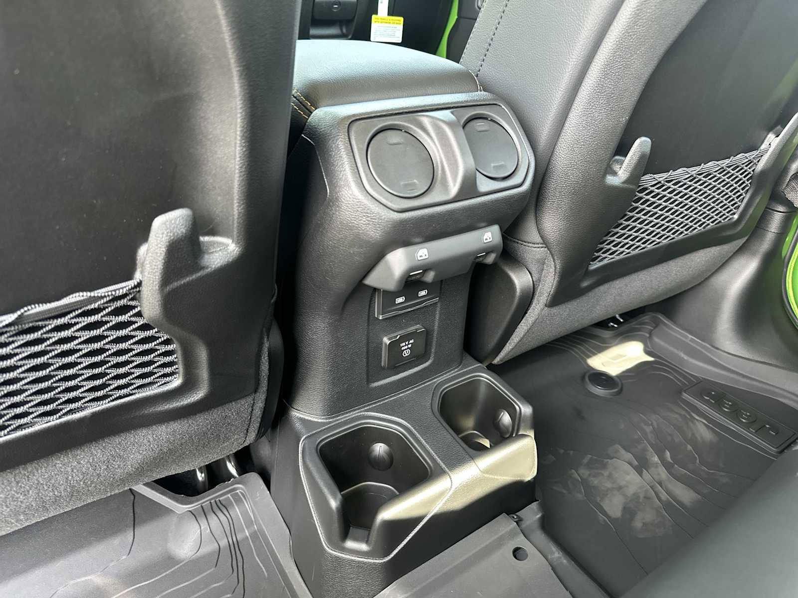 New 2025 Jeep Gladiator Sport image 21