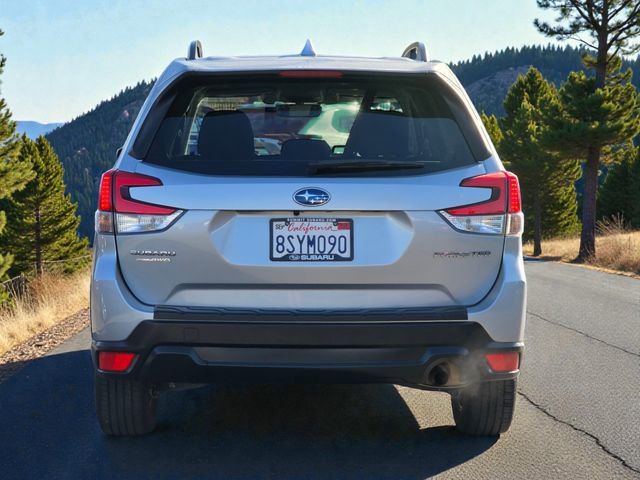 Used 2020 Subaru Forester Premium image 5