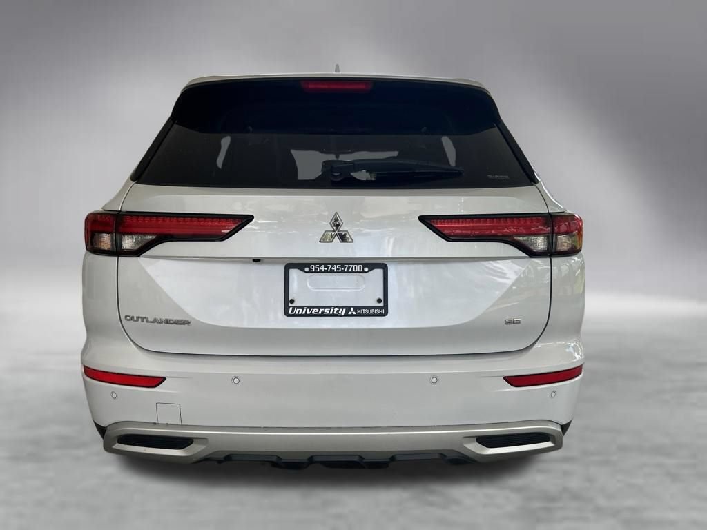 Used 2024 Mitsubishi Outlander SE AWD/4WD image 31