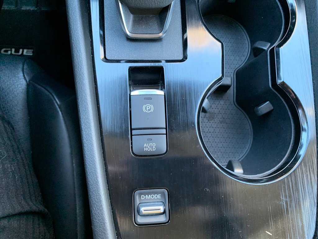 Used 2023 Nissan Rogue SV w/ SV Premium B Package image 20