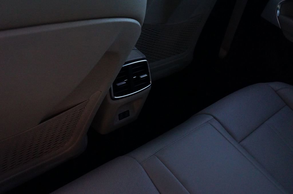 New 2026 Genesis G70 2.5T image 19