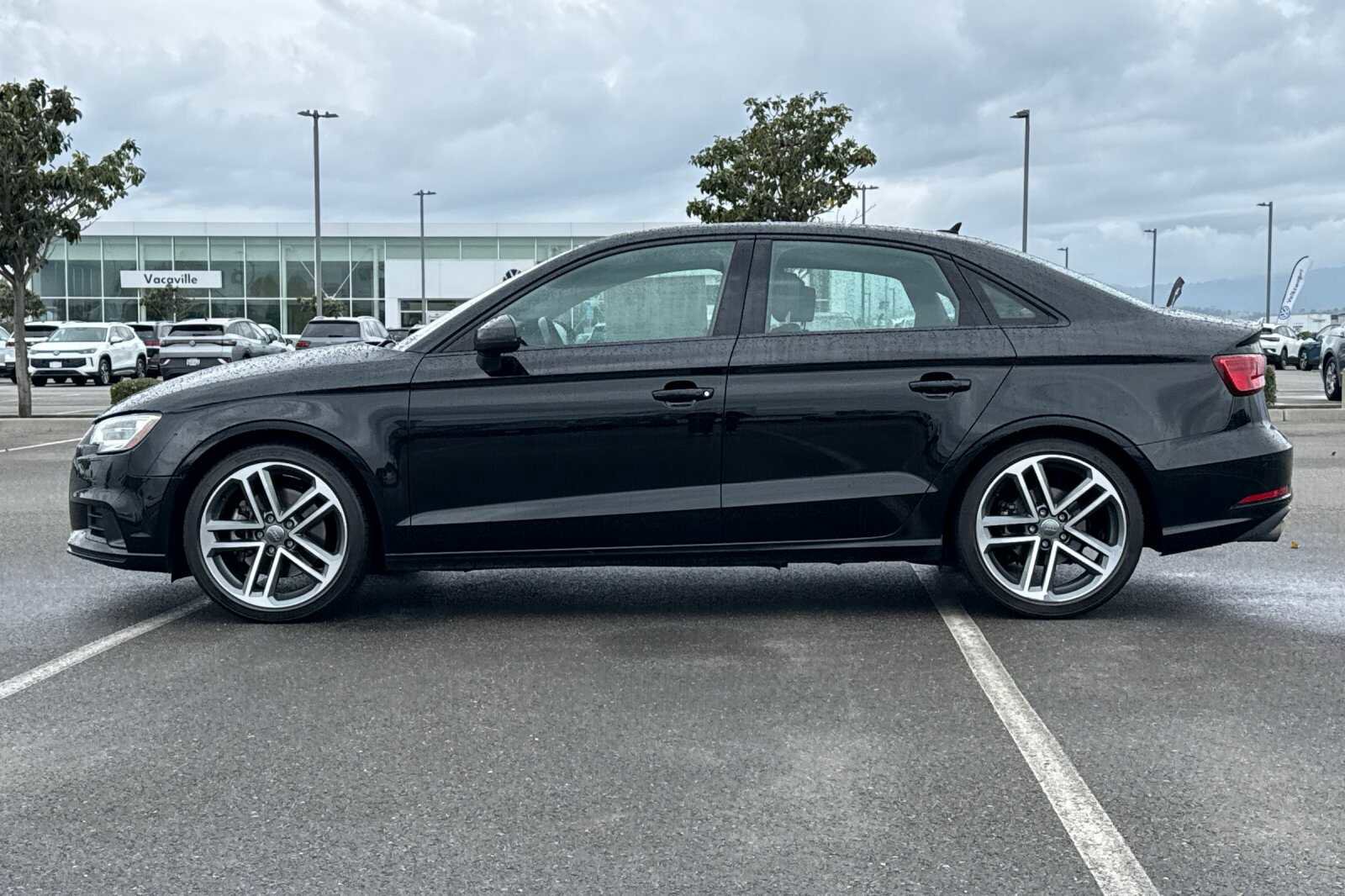 Used 2019 Audi A3 2.0T Premium image 35