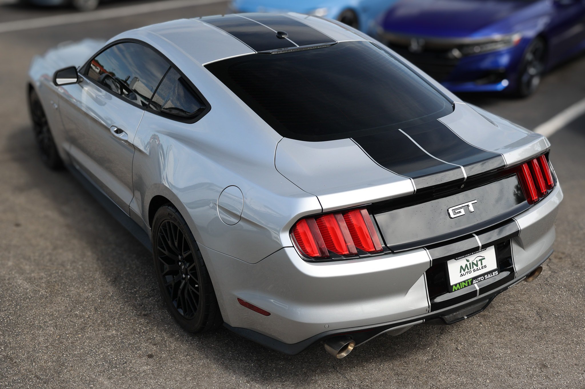Used 2016 Ford Mustang GT Premium w/ GT Performance Package RWD image 8