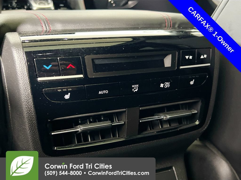 Used 2025 Acura MDX Type S AWD/4WD image 31