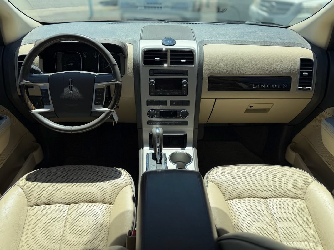 Used 2008 Lincoln MKX AWD image 11