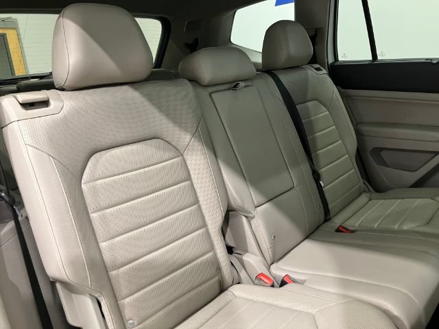 Used 2018 Volkswagen Atlas SEL Premium AWD/4WD image 52