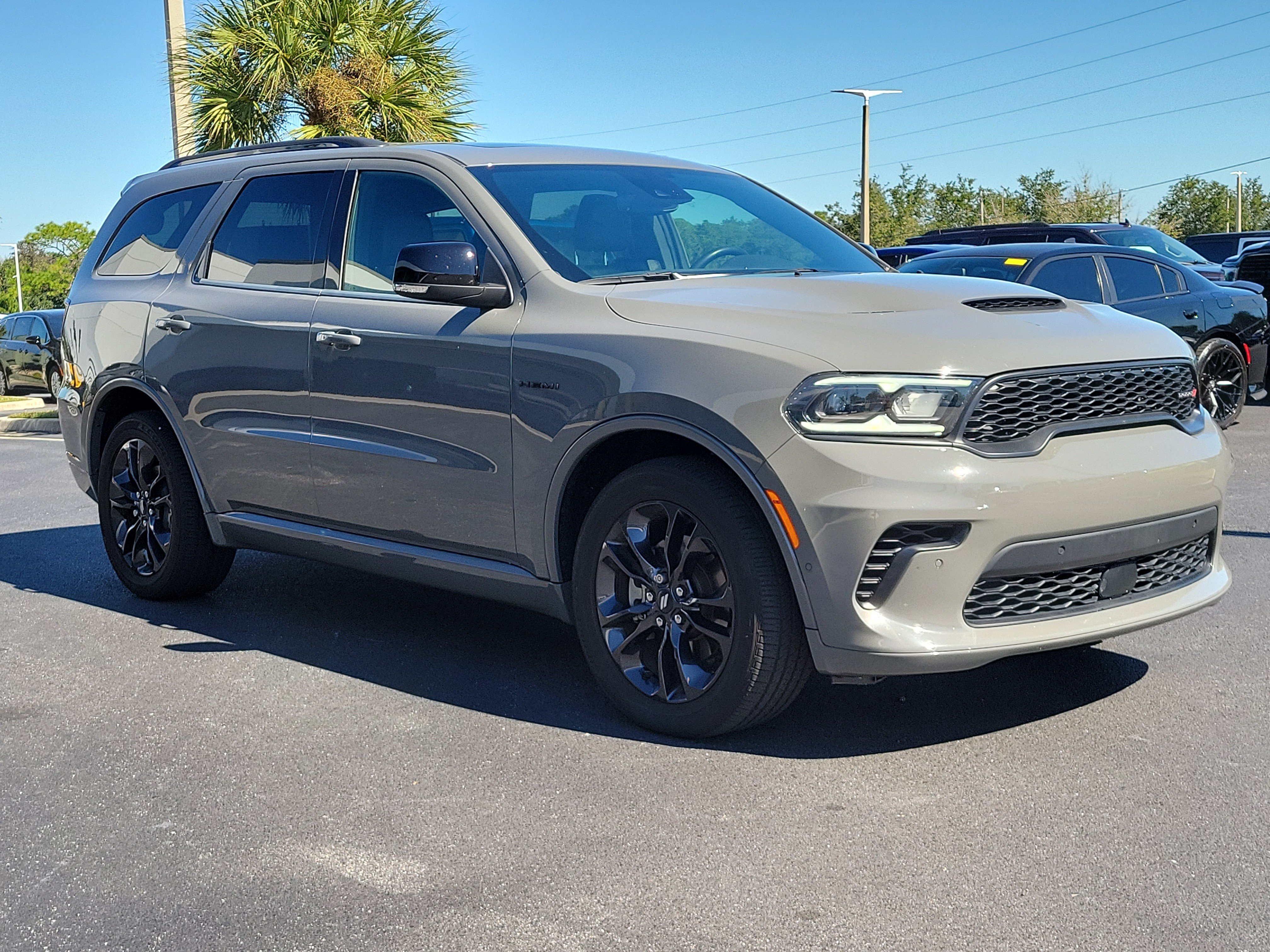 Used 2025 Dodge Durango R/T AWD/4WD image 1