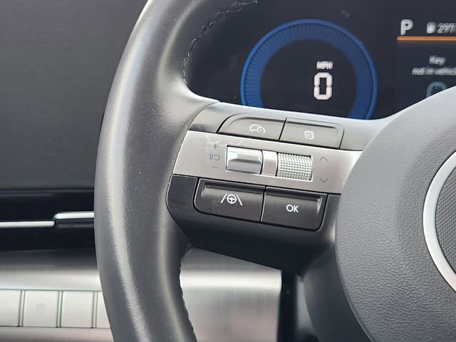 Used 2025 Hyundai Kona SEL image 28