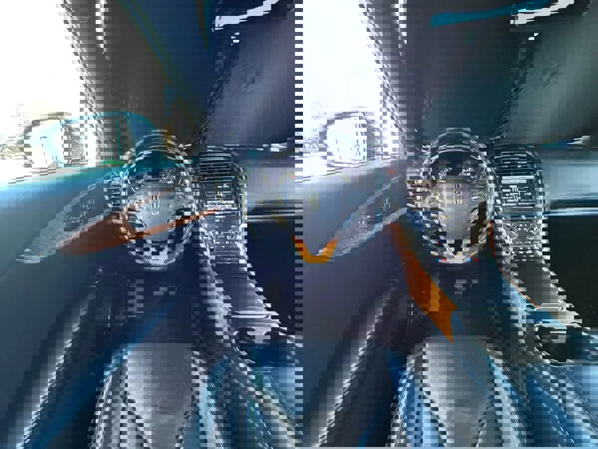 Used 2016 Lincoln MKX Reserve w/ Technology Package image 52