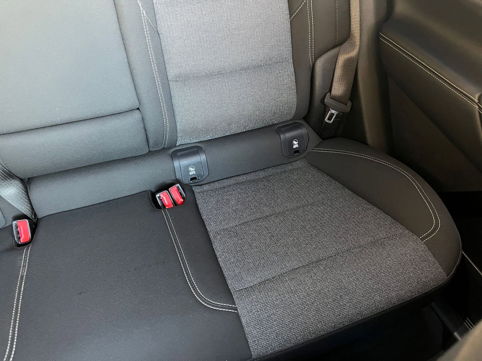 Used 2025 GMC Terrain Elevation image 39