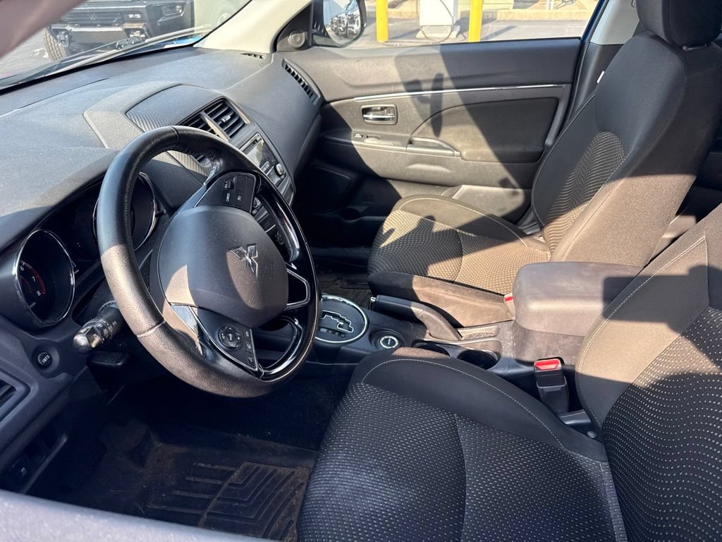 Used 2016 Mitsubishi Outlander Sport ES AWD/4WD image 9