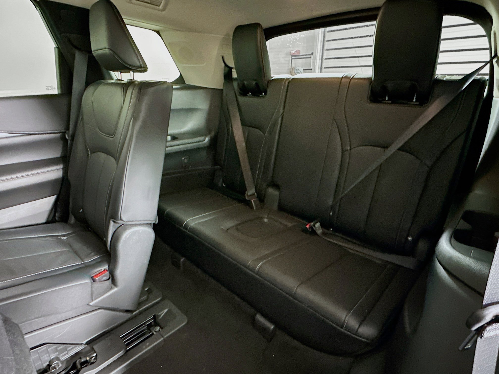 Used 2023 INFINITI QX60 Luxe AWD/4WD image 30