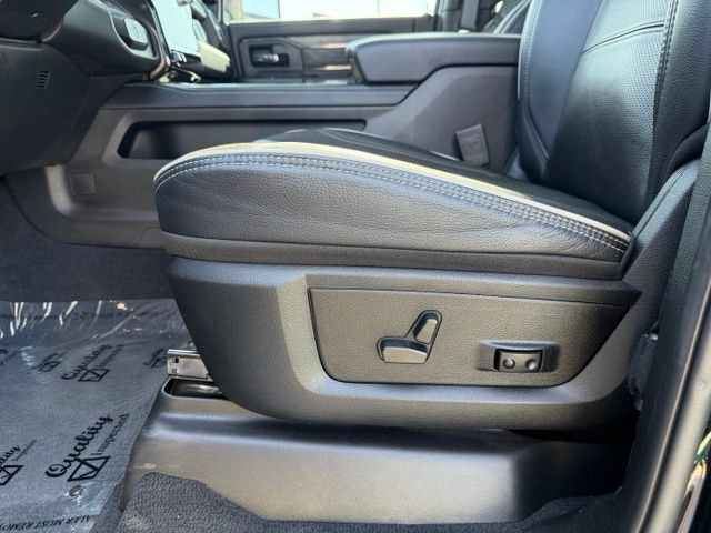 Used 2025 RAM 2500 Limited AWD/4WD image 9