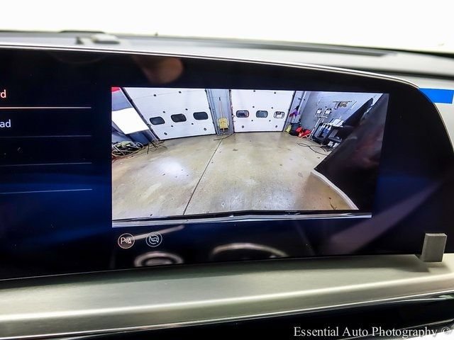 New 2025 Cadillac Lyriq Sport w/ LPO, Floor Liner Package AWD/4WD image 15