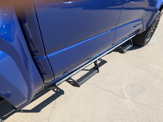 Certified 2025 Toyota Tacoma TRD Sport AWD/4WD image 26