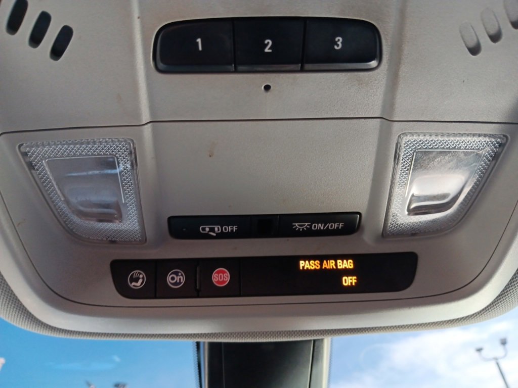 Used 2019 Chevrolet Blazer LT image 16