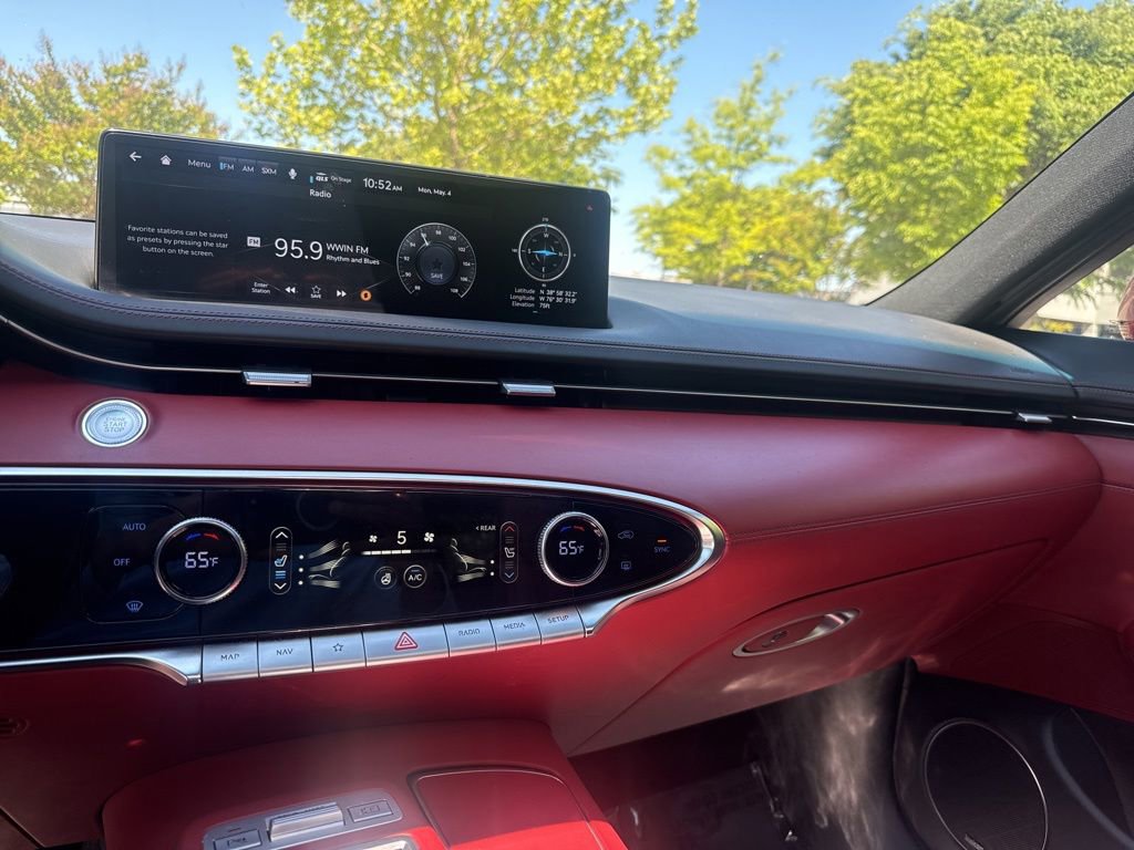 Used 2022 Genesis GV70 2.5T w/ Sport Prestige Package AWD/4WD image 20