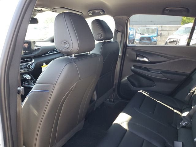 New 2026 Buick Envista Sport Touring w/ Convenience I Package FWD image 9
