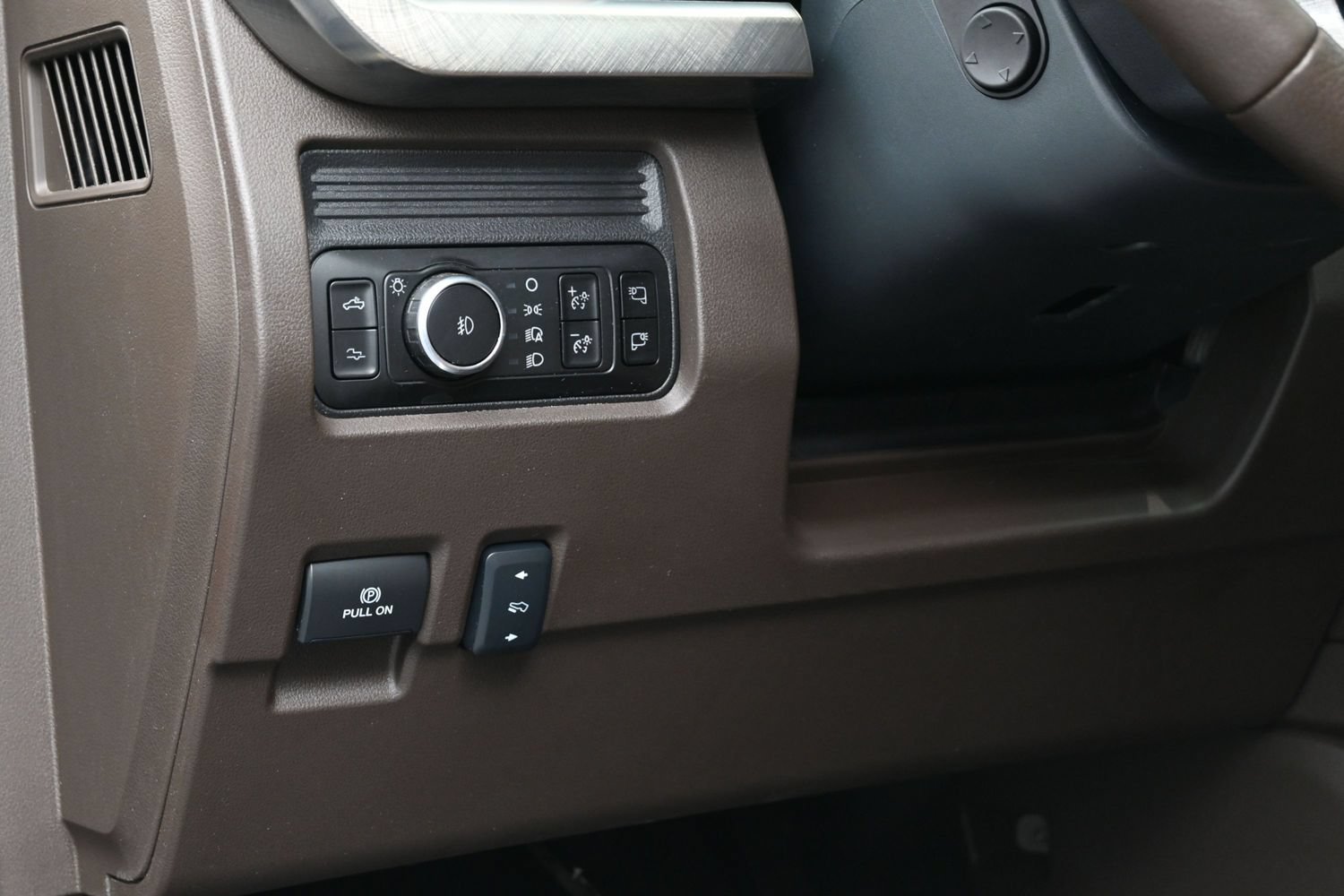 Used 2026 Ford F250 King Ranch w/ Tremor Off-Road Package AWD/4WD image 23