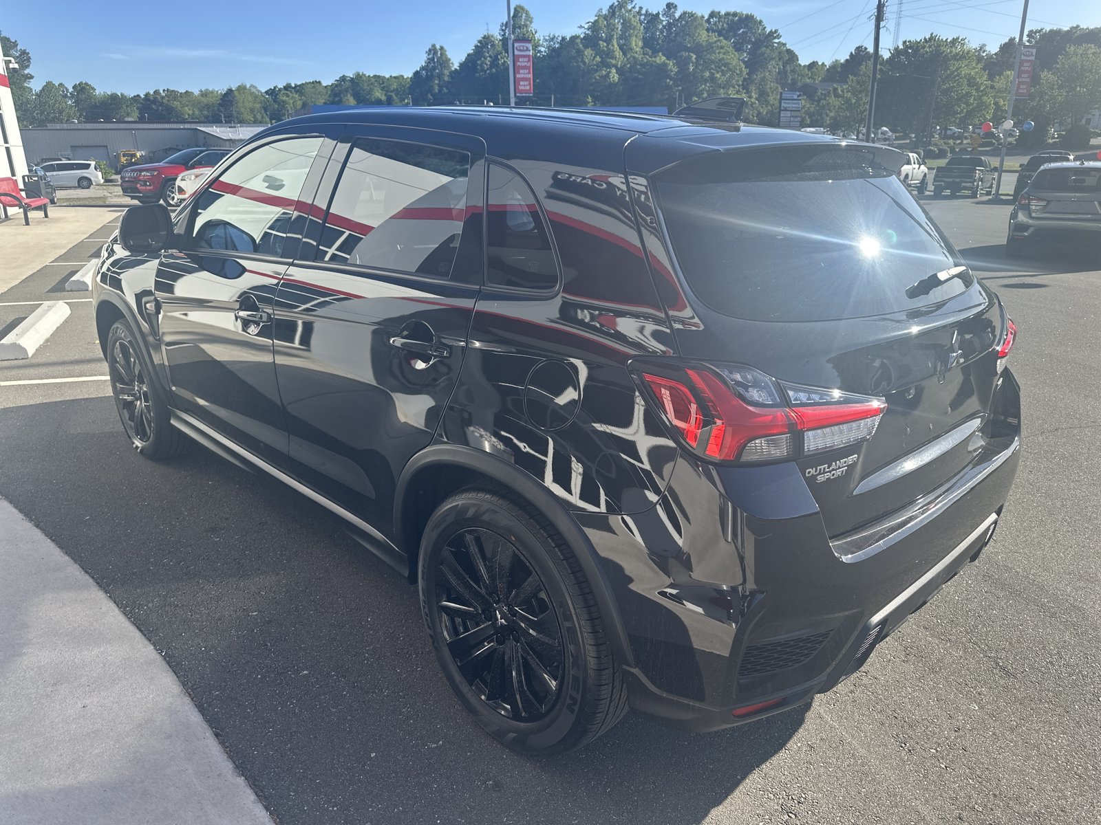 Used 2023 Mitsubishi Outlander Sport ES AWD/4WD image 6